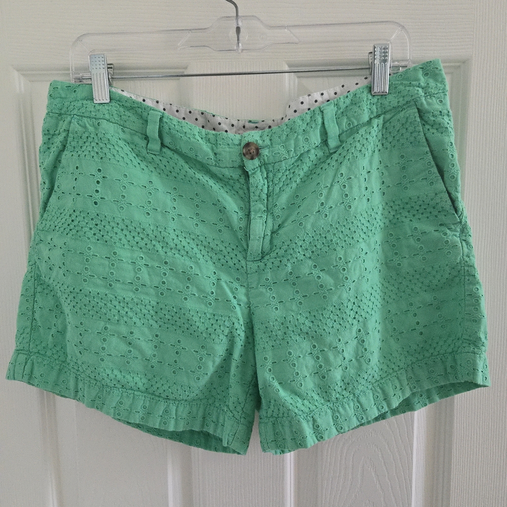 Spring Green Eyelet Shorts, Sz. 14, Preppy, Textured, Vacation, Easter, Summer